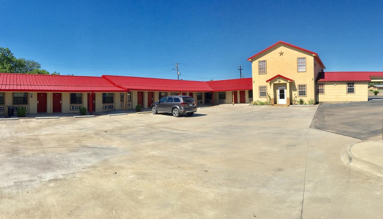 Budget Inn Hallettsville Exterior foto